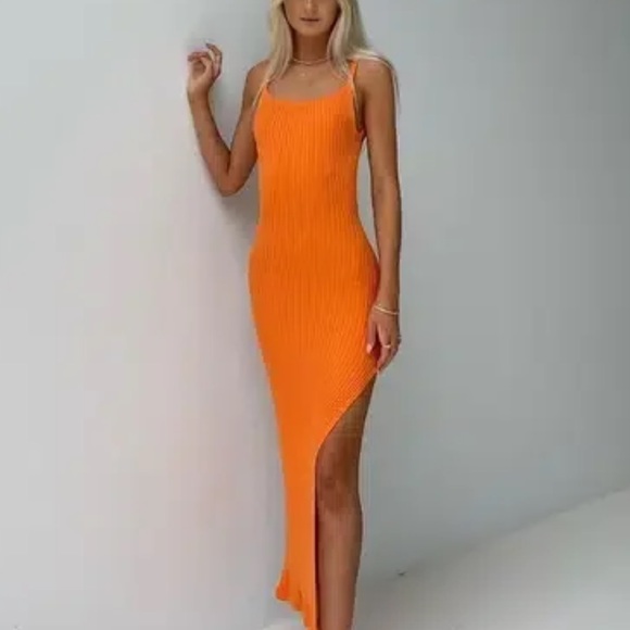 ISABELLE QUINN dress - Picture 5 of 9